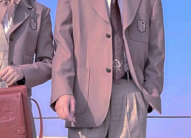 “儿子,儿媳刚生完孩子,你凭什么跟她离婚”“她产后又胖又丑” “儿子,儿媳刚生完孩子,你凭什么跟她离婚”“她产后又胖又丑”