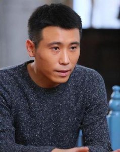 颜丙燕:从《西北岁月》到八个影后的传奇旅程