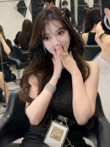 ​伍佰公开质疑黄晓明女友叶珂：音乐竟被指低俗，痛诉人生无望