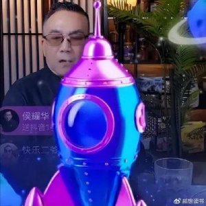 相声界闹剧:杨议与侯耀华的火拼背后,德云社卷入风波