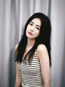 ​白鹿素颜旧照流出，网友：曾美好时光不再