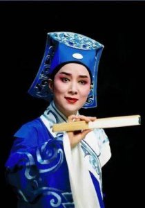 ​越剧界的先锋，茅威涛：我有撞南墙的勇气