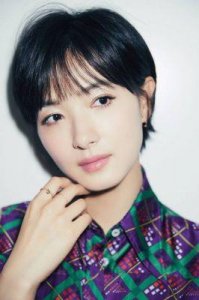 ​万茜：家庭背景与个人简历，她是谁的妻子？为什么现在不火爆，属于几线明星？