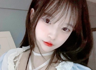 ​分手不到一个月，女友就和别人在一起了