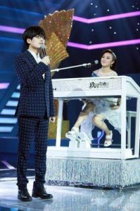 ​玖月奇迹疑似复婚，经纪人发布声明称将开放商演，引发网友对“圈钱”的质疑