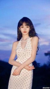 ​田曦薇无牌车占应急道，管理不善还是另有隐情？