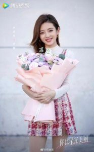 ​邯郸大学教室不雅事件：呼吁公共场合文明教育