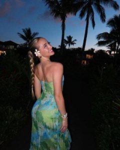 ​超模身材维密范儿！网红球手展现百变风格，甜美与御姿并存！