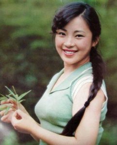 ​黄秋燕：从李连杰到独立人生，美丽依旧，而利智风采不再