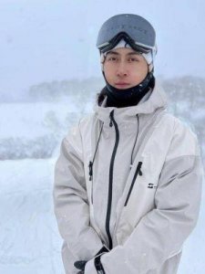 秦奋:沪上皇的豪门投资与争议人生