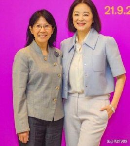 林青霞家庭照曝光:全员高颜值,网友惊叹:一家都是俊美佳人!