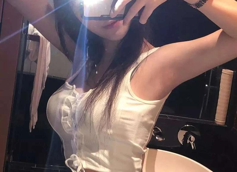 炫耀自己男朋友的说说 炫耀自己男朋友的说说