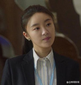 ​张月回顾过往作品，探讨她所参演的电视剧