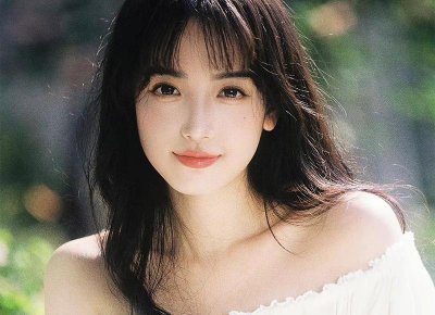 大学了,和女友成异地恋了。。。聊天感觉没话题了,聊天的时间和次数也比以前