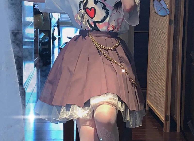 哄女生开心的话