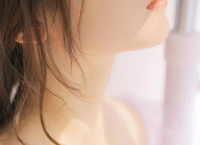 ​女生自我介绍幽默大气（风趣幽默笑死人的自我介绍）