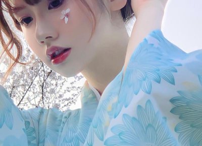 跟女生约会聊天话题,不想冷场看过来