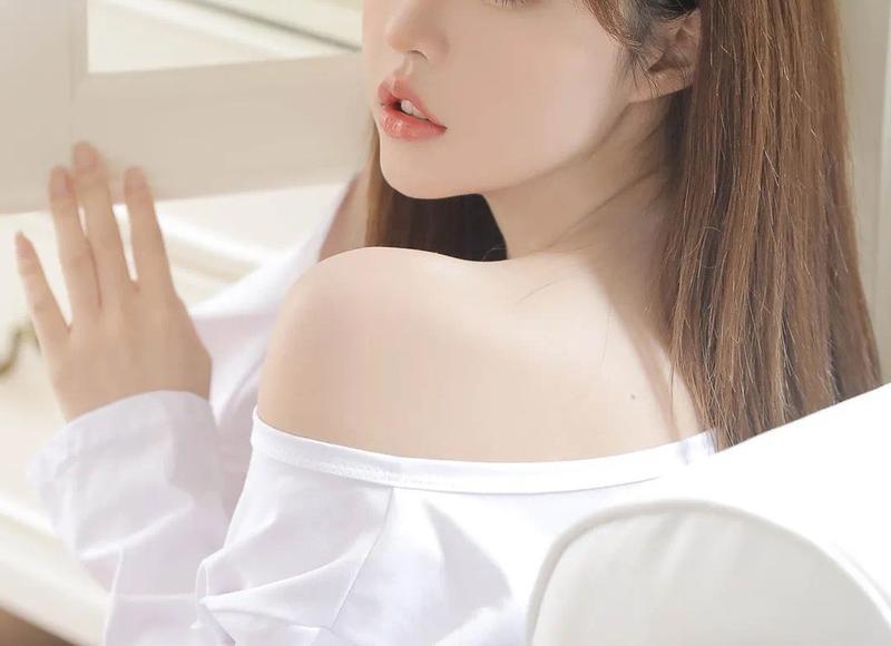 第一次见女生送什么礼物合适 第一次送女生礼物有哪些禁忌 第一次见女生送什么礼物合适 第一次送女生礼物有哪些禁忌