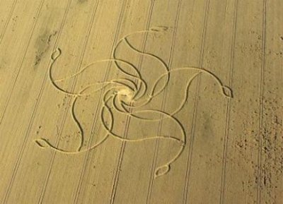 ​吃饭时总咬到舌头，是想吃肉吗？背后隐藏的问题可不小，需谨慎