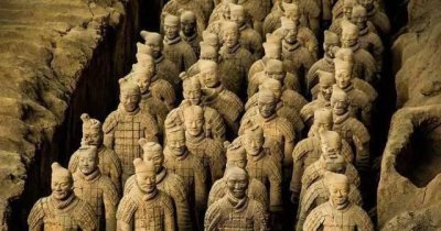 ​秦始皇陵兵马俑武器被偷历史上这三个人最可疑