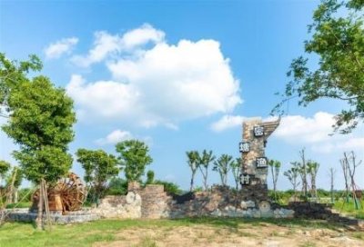 ​迪拜旅游攻略：探索阿拉伯沙漠中的奢华与惊喜