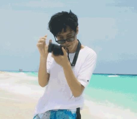 和井柏然最好的富二代？背景强大的皇亲贵族！宝藏男孩现在才红？