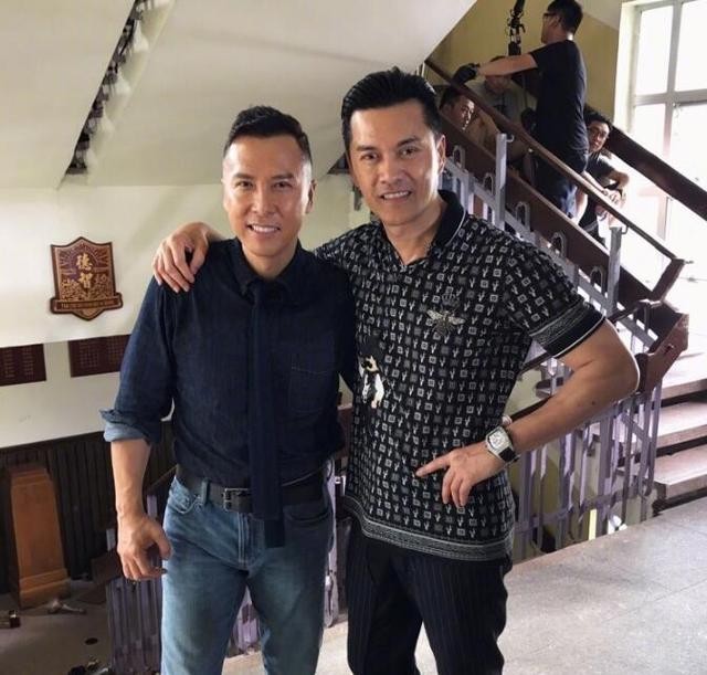 女星被大佬哄去多人运动爆料(甄子丹曾为万绮雯出气打伤流氓)