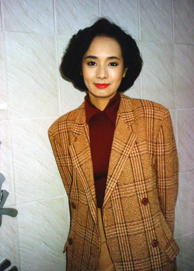 毛舜筠资料简介(张国荣前女友毛舜筠近照)