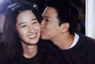 关咏荷生了几个宝宝(“一代女神”关咏荷)