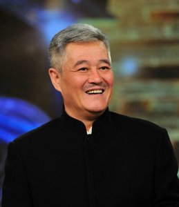 赵本山有几个女儿几个儿子(赵本山的四个孩子介绍)