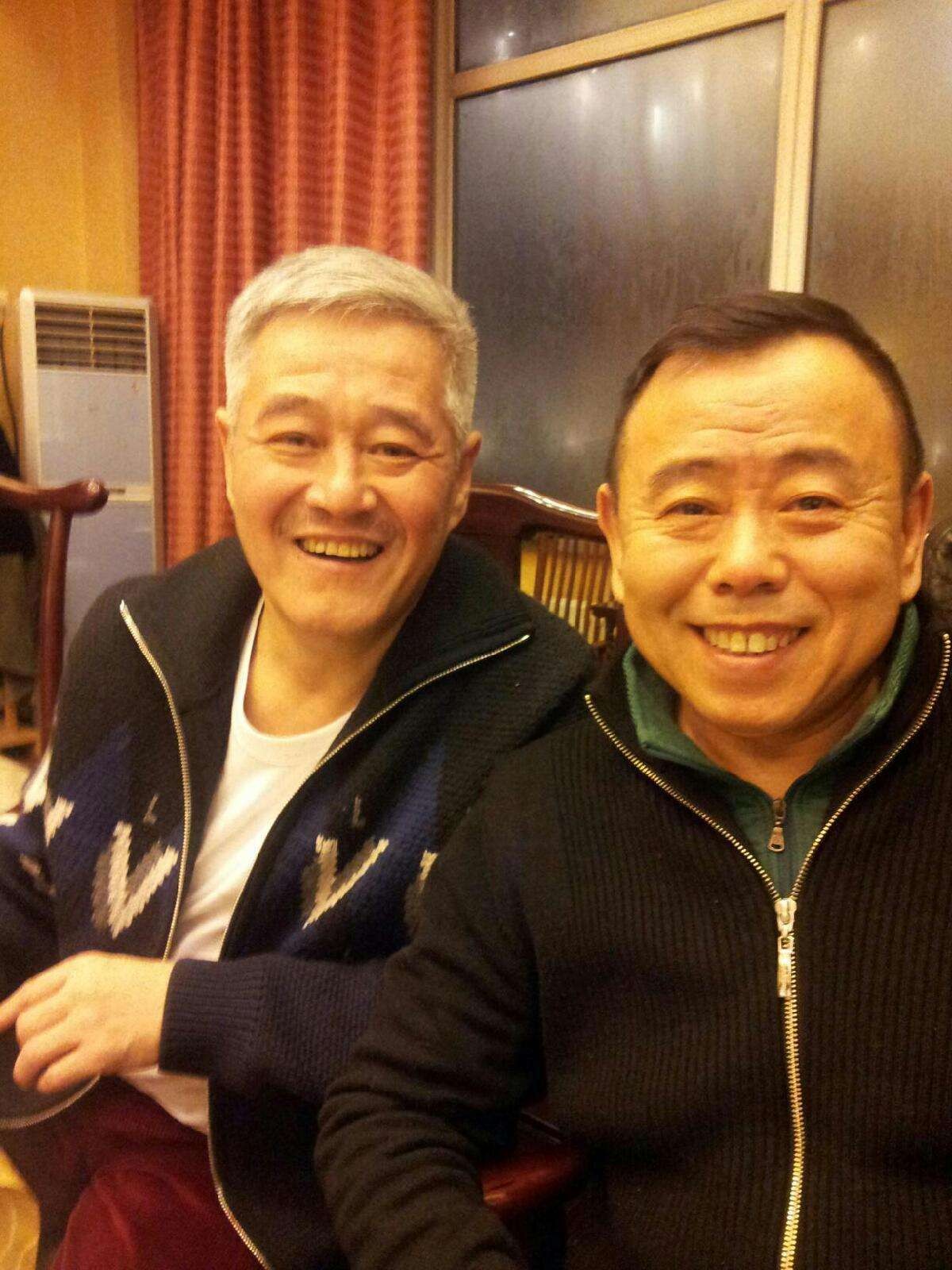 赵本山有几个女儿几个儿子(赵本山的四个孩子介绍)