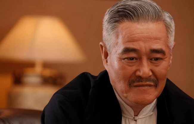 赵本山有几个女儿几个儿子(赵本山的四个孩子介绍)