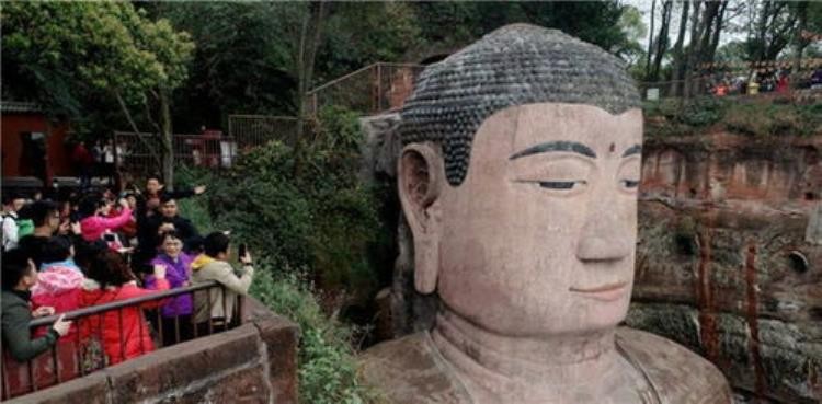 四川乐山大佛胸口的秘密,大佛胸前的密室