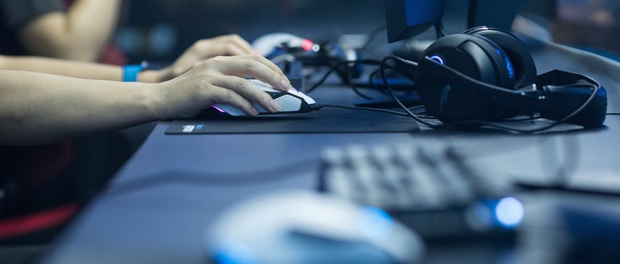 男生学什么专业前景好:男孩学什么专业前景好???