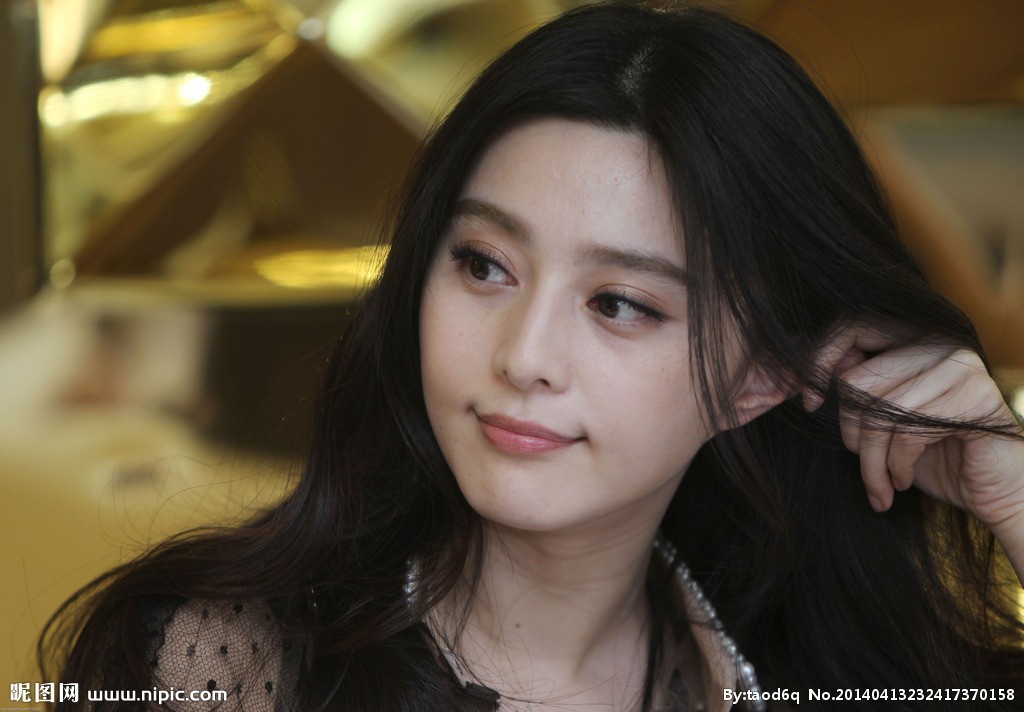 范冰冰现在的处境怎么样？2025范冰冰身价多少真的被罚8个亿吗？