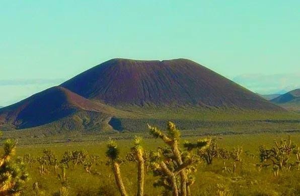 世界上最大的火山爆发排行榜(世界上最大的活火山)-图2 世界上最大的火山爆发排行榜(世界上最大的活火山)-图2
