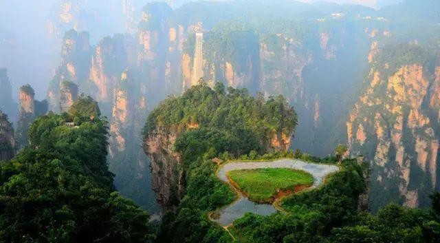 小编为您总结了来张家界的最强攻略