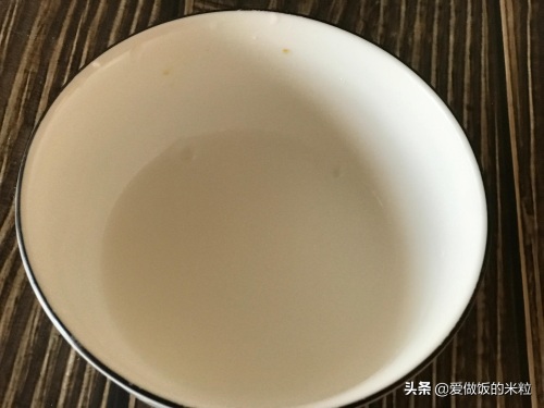 松仁玉米的家常做法(分享松仁玉米的正宗做法)