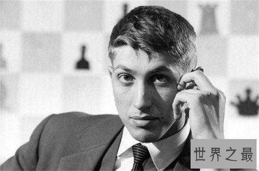 历史最强的十位国际象棋选手,加里·卡斯帕罗夫15岁成为国际大师