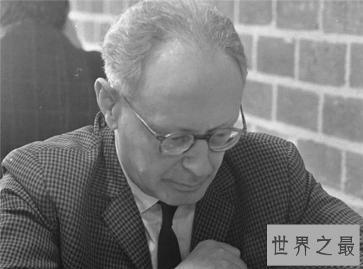 历史最强的十位国际象棋选手,加里·卡斯帕罗夫15岁成为国际大师