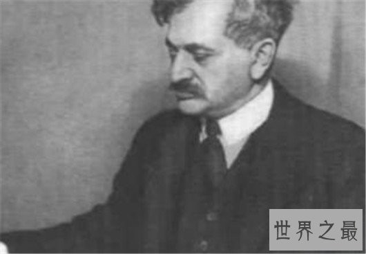 历史最强的十位国际象棋选手,加里·卡斯帕罗夫15岁成为国际大师