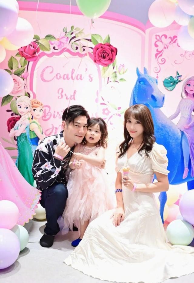 严宽杜若溪生活照(杜若溪结婚8年再穿婚纱)(7)