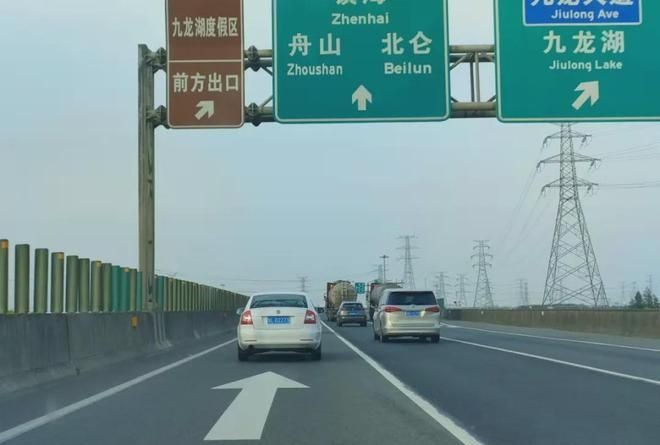 中秋高速公路免费吗:今天中秋节高速免费