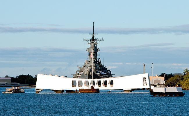 它是珍珠港事件受损最重的战列舰,整场袭击中一半阵亡者来自该舰