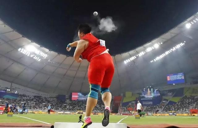 巩立姣夺冠完整版回放(32岁巩立姣奥运终夺冠)(4)