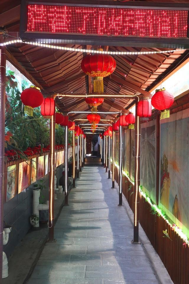 西安粉巷里藏着的馆子,老陕最民间的味道,叫窄巷子