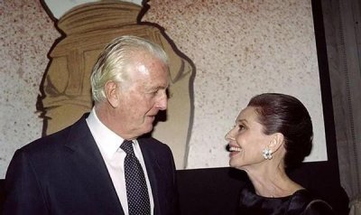 纪梵希:为赫本终生未娶,赫本逝世后亲自抬棺,送她走完最后一程