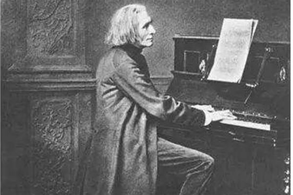 世界公认难弹的钢琴曲(十大最难弹的钢琴曲)