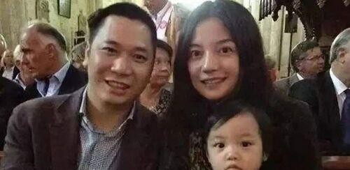 赵薇怎么会蠢到穿军旗装(赵薇军旗装事件咋回事)