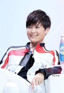 李宇春为啥一直那么红